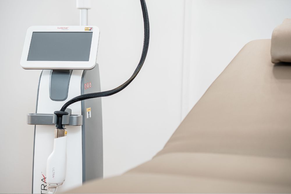 taunus-medical-aesthetics- apparativ-kina-zwei-v26