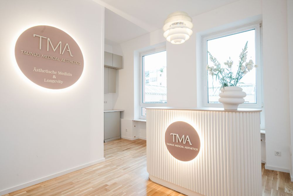 taunus-medical-aesthetics-empfang-kina-v9 taunus-medical-aesthetics- empfang-kina-v9